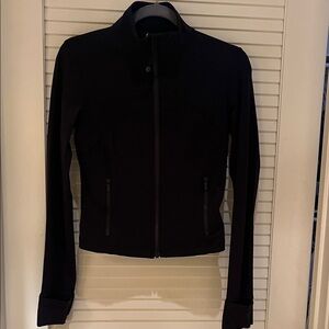 Lululemon Define Cropped Jacket